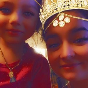 Meet your Posher, Annie